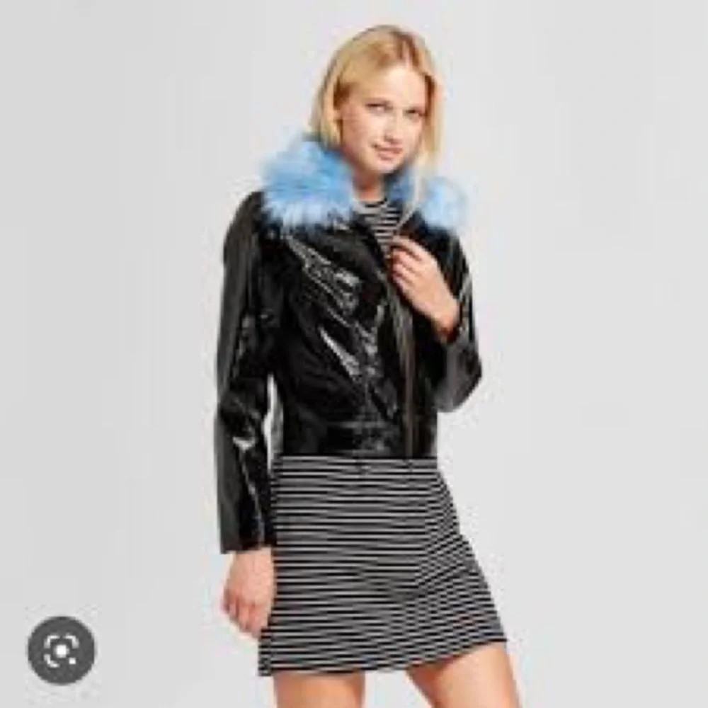 NWT 1X Target Who What Wear Set Black Crinkle Patent Mini and Matching Jacket